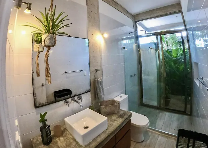 Katalox Jungle Lofts By Simply Comfort Centre Rooftop Patio & Pool